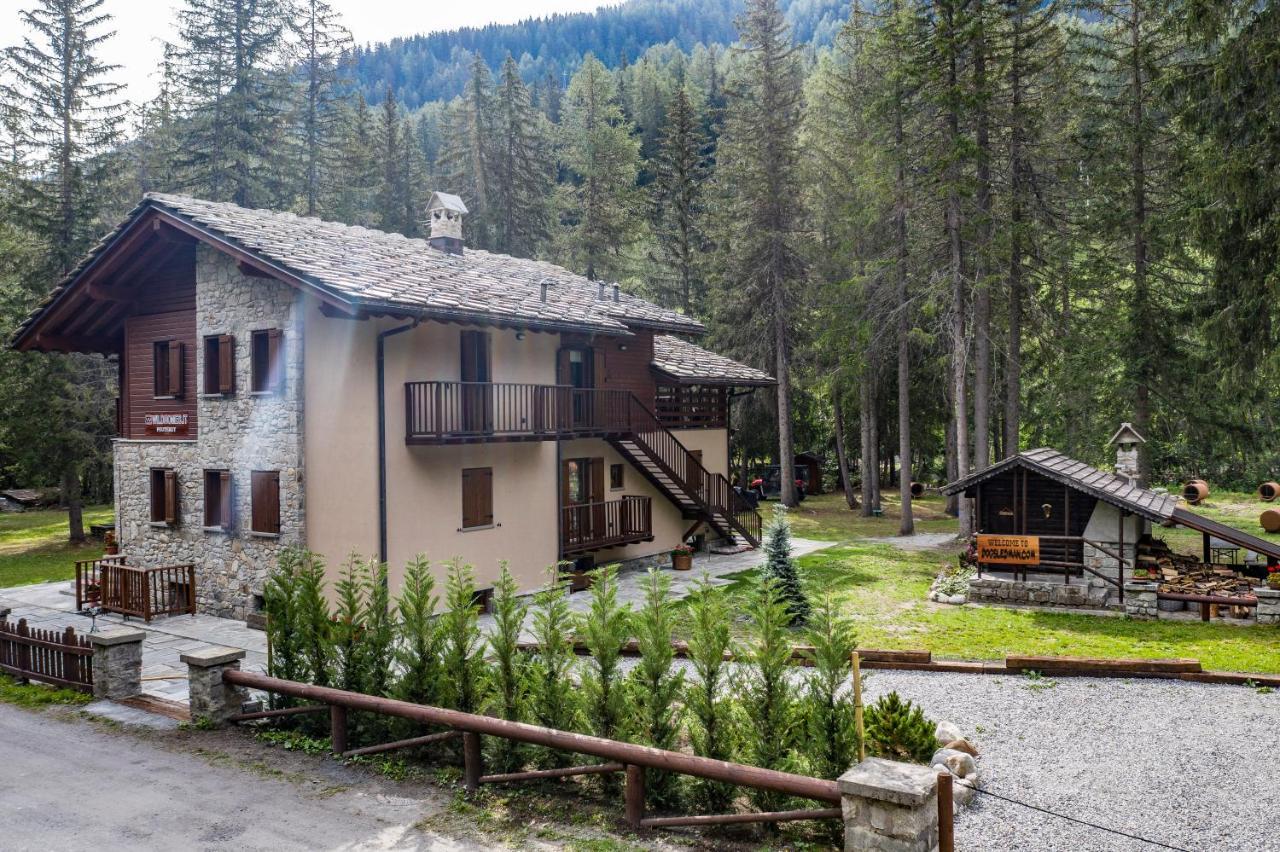 Wildhomes Wild Wolf Lodge Courmayeur Bagian luar foto