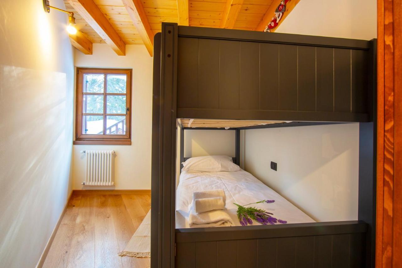 Wildhomes Wild Wolf Lodge Courmayeur Bagian luar foto