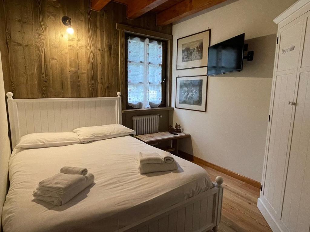 Wildhomes Wild Wolf Lodge Courmayeur Bagian luar foto